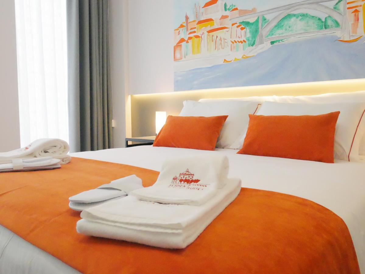 Serra Do Pilar Porto Suites Вила Нова ди Гая Екстериор снимка
