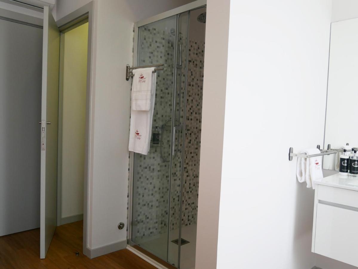 Serra Do Pilar Porto Suites Вила Нова ди Гая Екстериор снимка
