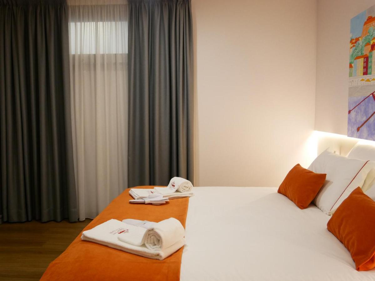 Serra Do Pilar Porto Suites Вила Нова ди Гая Екстериор снимка