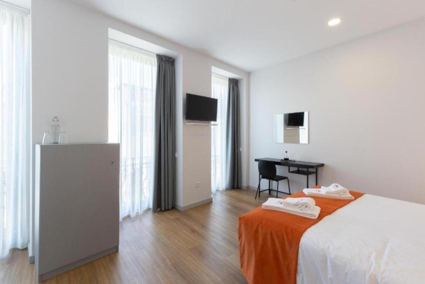 Serra Do Pilar Porto Suites Вила Нова ди Гая Екстериор снимка